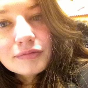 Meet your Posher, Gwynne