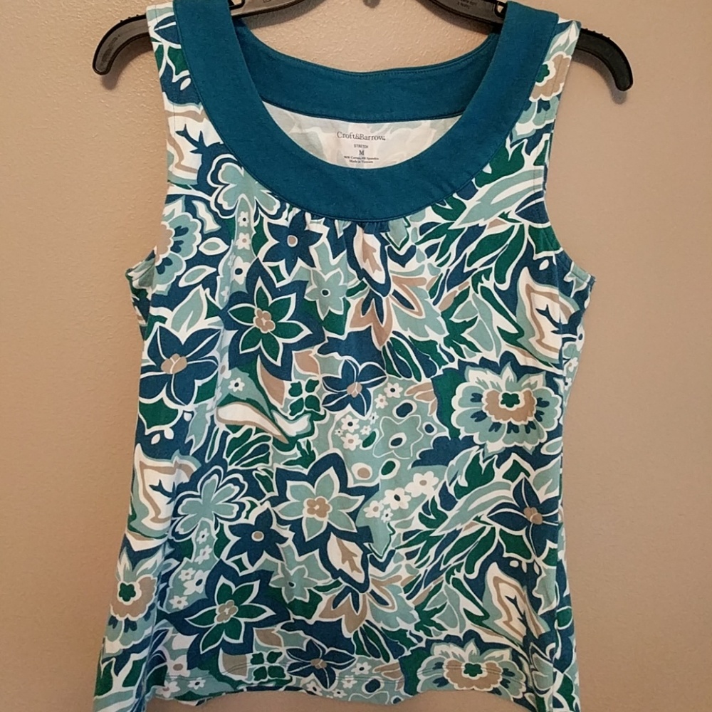 Croft and Barrow sleeveless top