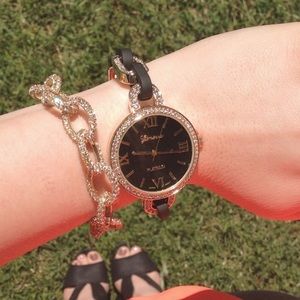 Black and gold watch