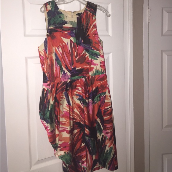 Ann Taylor Dresses & Skirts - Ann Taylor tropical print dress
