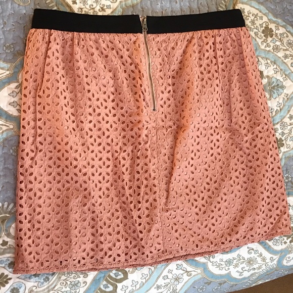 LOFT skirt - Picture 2 of 3