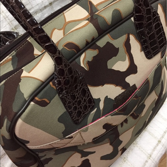 Nicole Miller army print carry-on bag - Picture 3 of 8