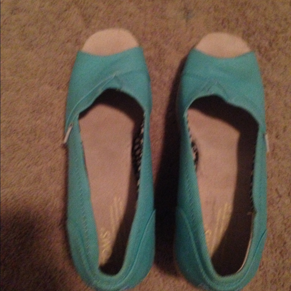 Blue Tom Wedges