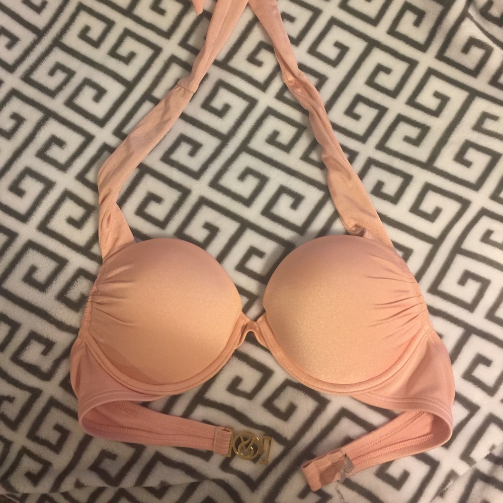 Victoria's Secret push up top!