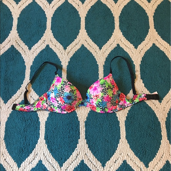 PINK Victoria's Secret Other - PINK Victoria's Secret Bra