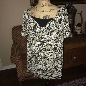 Blouse with great neckline