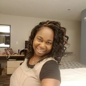 Meet your Posher, Sherry