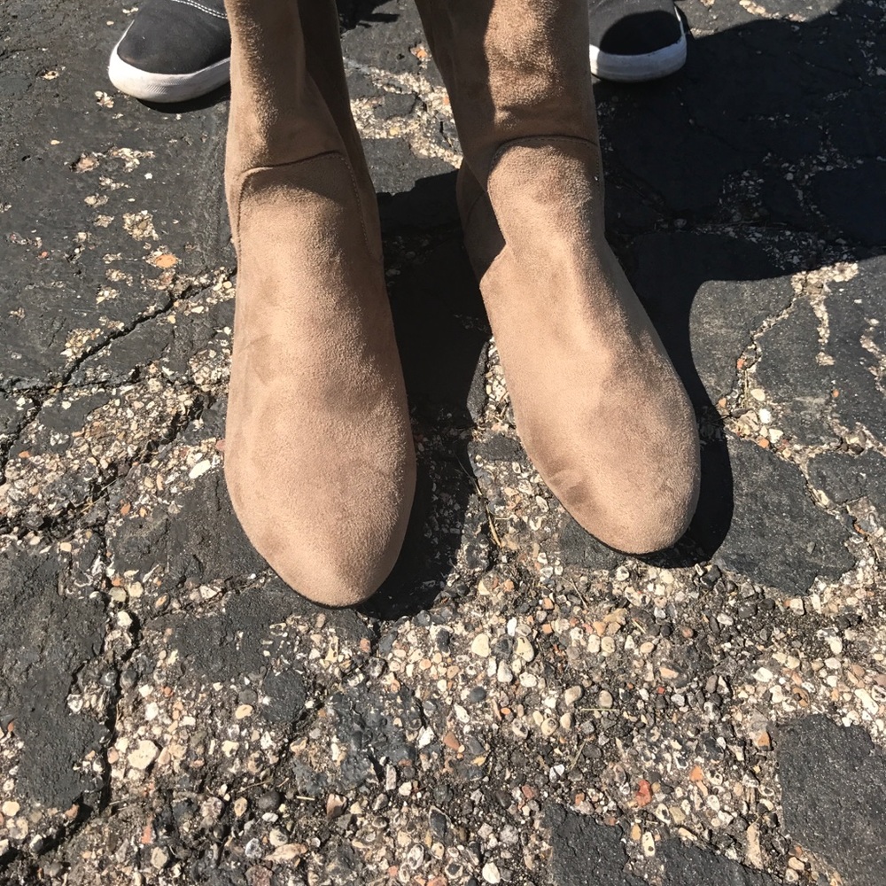 Tan suede boots