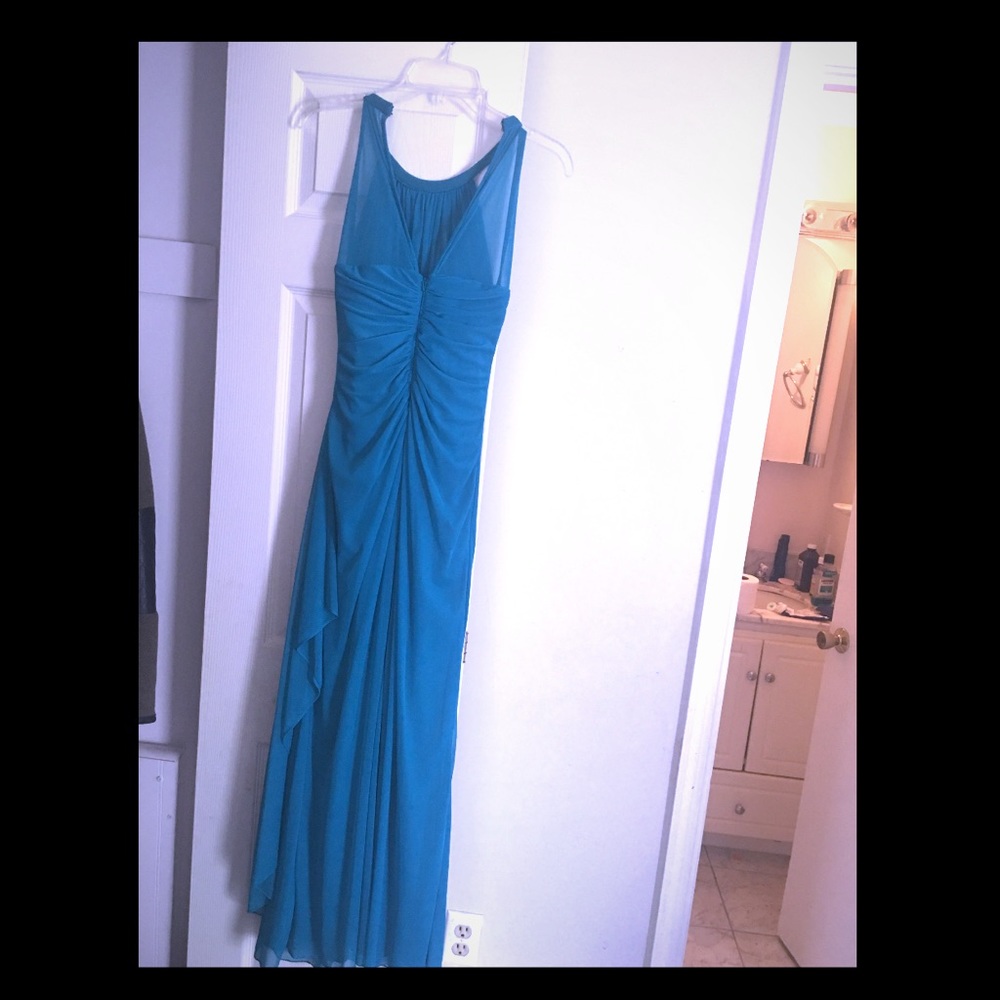 Davids & Bridals Casual Dress with Zipper in back.