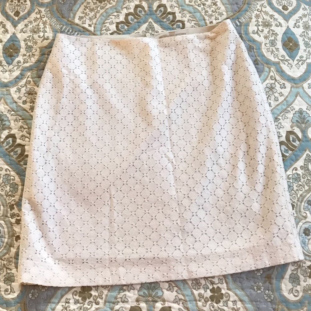 Banana Republic off white pencil skirt