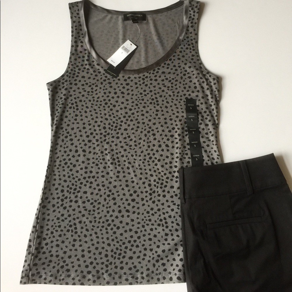 ❤️NWT SZ SM BANANA REPUBLIC TOP❤️