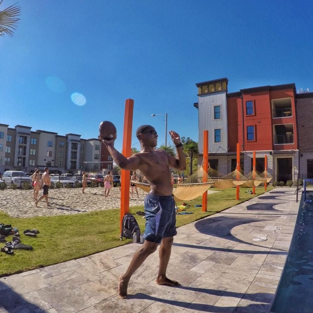 Meet your Posher, Corey