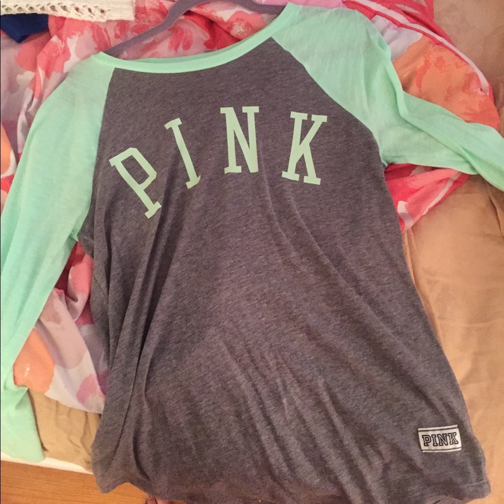 VS Pink baseball tee