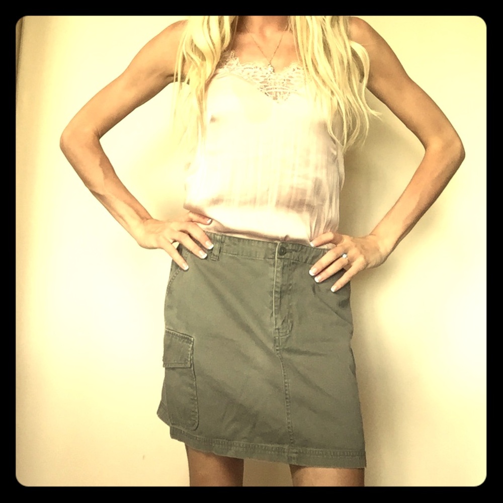 Gap military green midi skirt