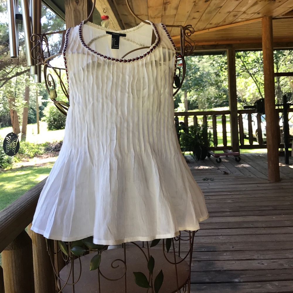 Ruffled White Tank With Braided Lining
