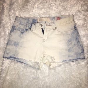 marc by marc jacobs shorts