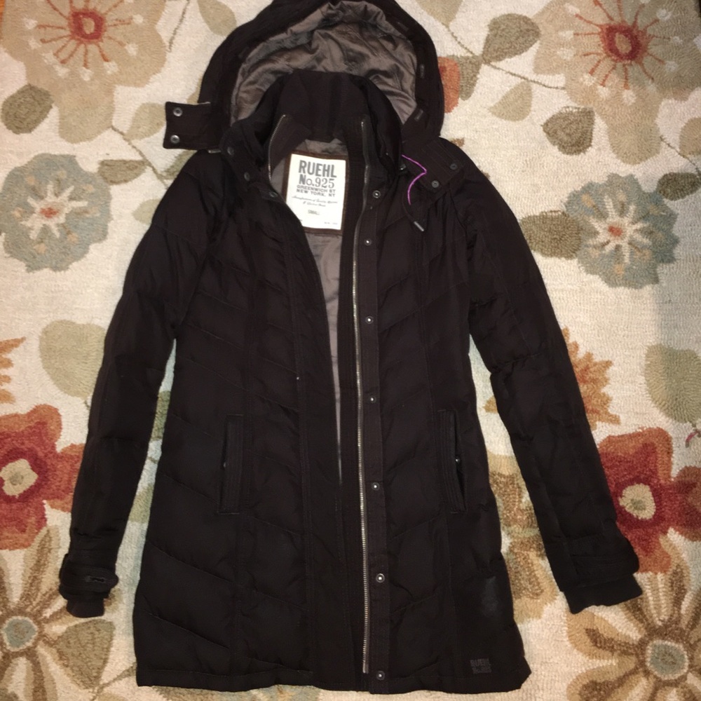 Ruehl No. 925 Brown Down Filled Quilted Coat Small