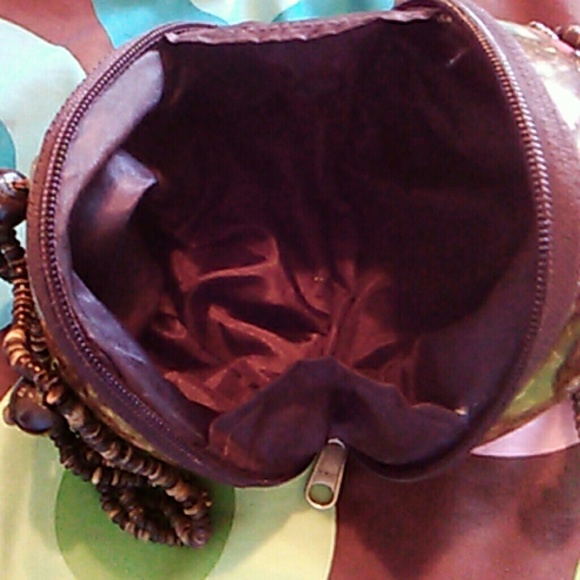 Purse - Picture 2 of 2