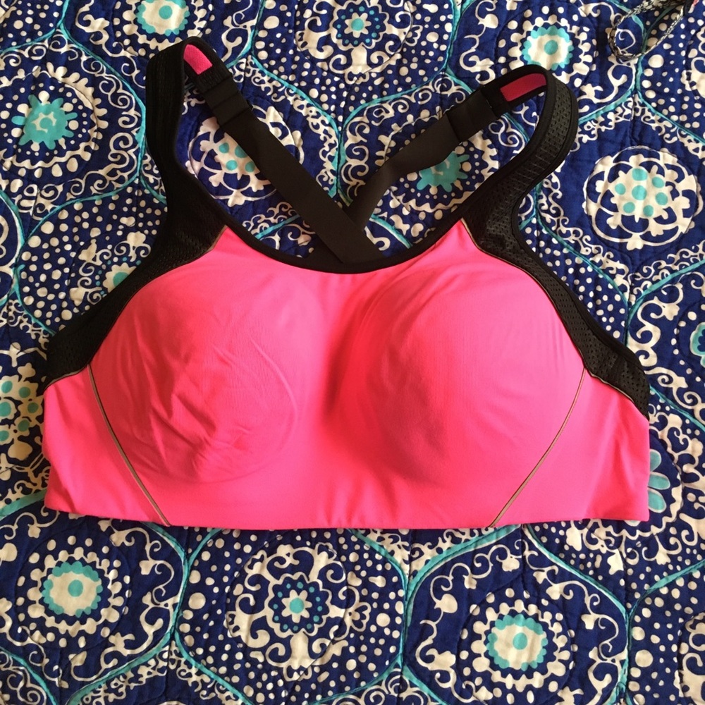 VS Sports Bra