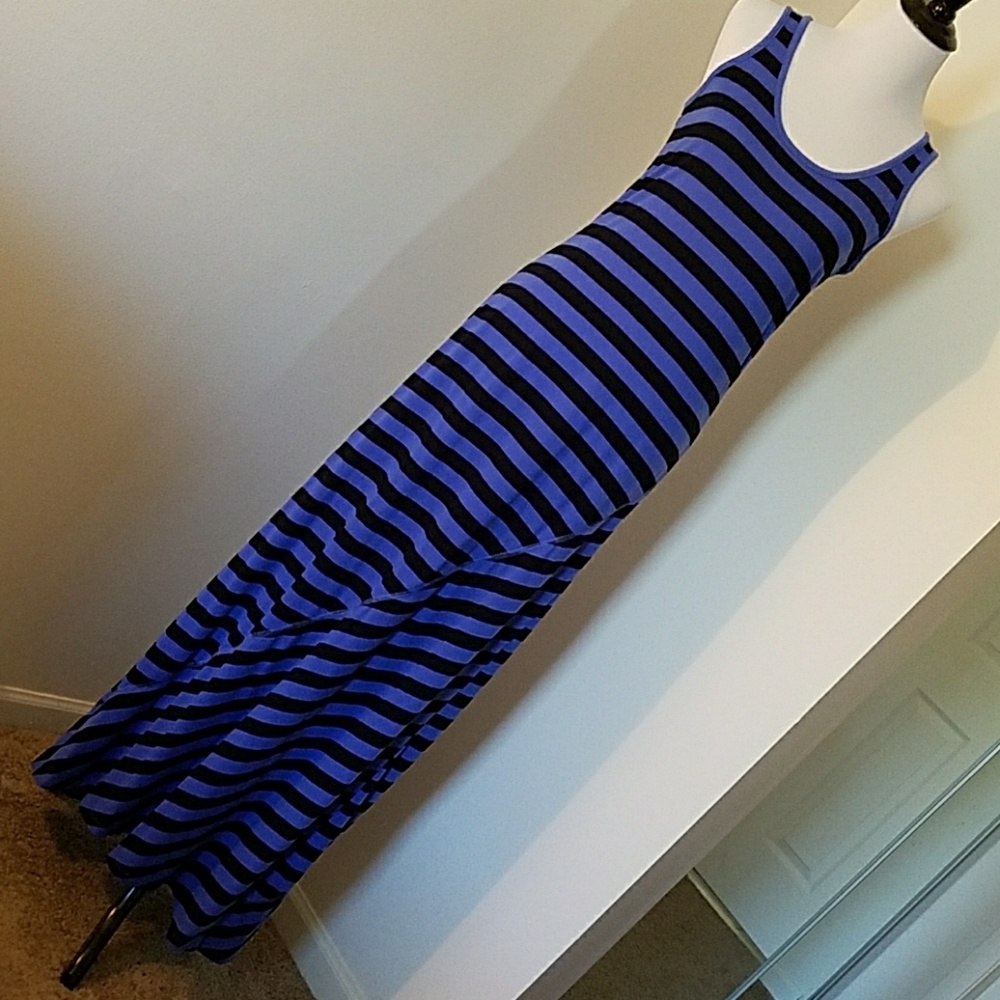 New Directions Maxi Dress