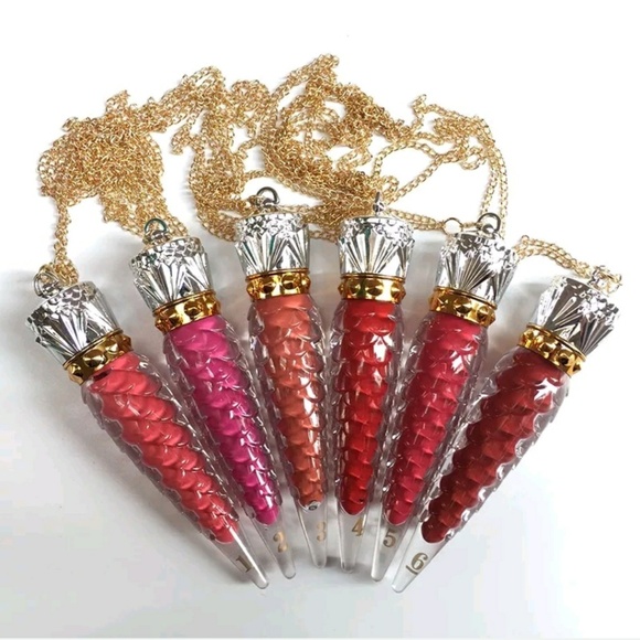 Last 1❗🌷 Lip Gloss Scepter Pendant 👑 - Picture 1 of 7
