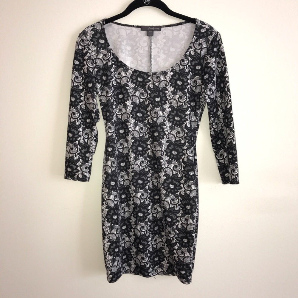Black/white lace floral pattern dress