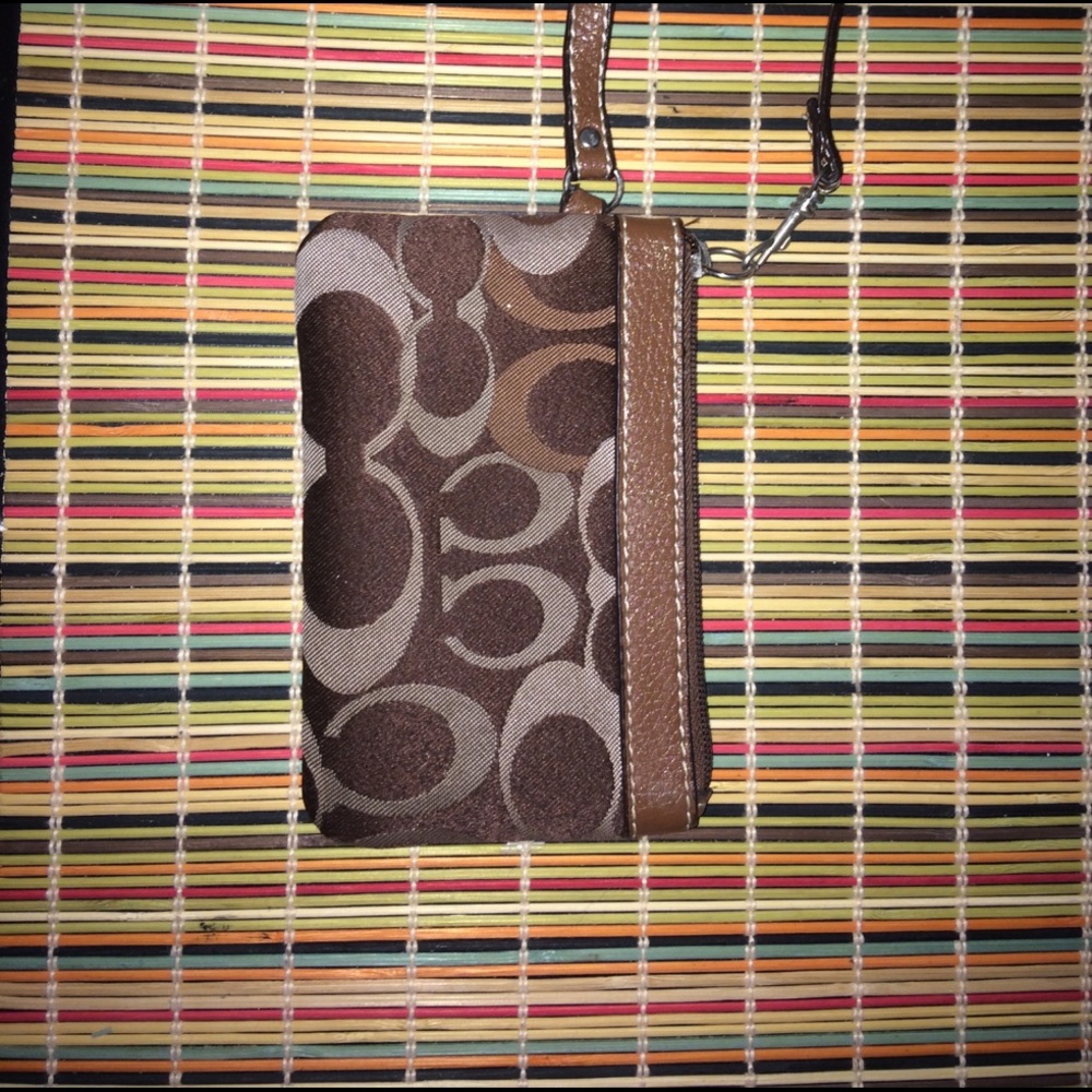 Brown wristlet