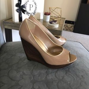 Jessica Simpson wedges