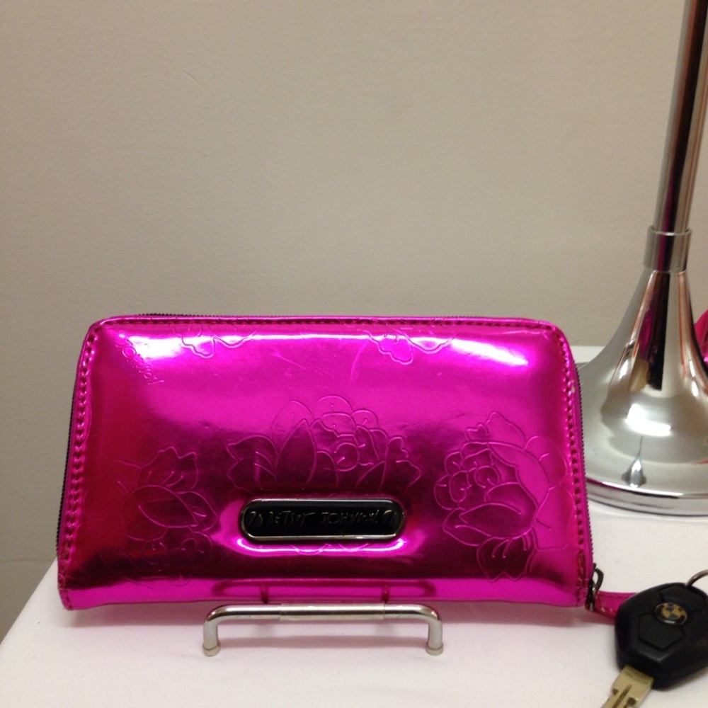 Betsy Johnson Clutch 👛