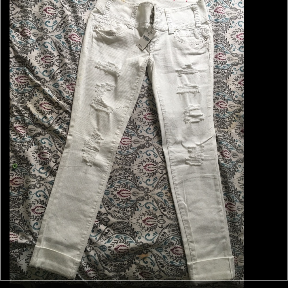 White low Waist Cut up Jean to knees