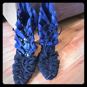 Zara 2 toned Navy and Black Suede Heels