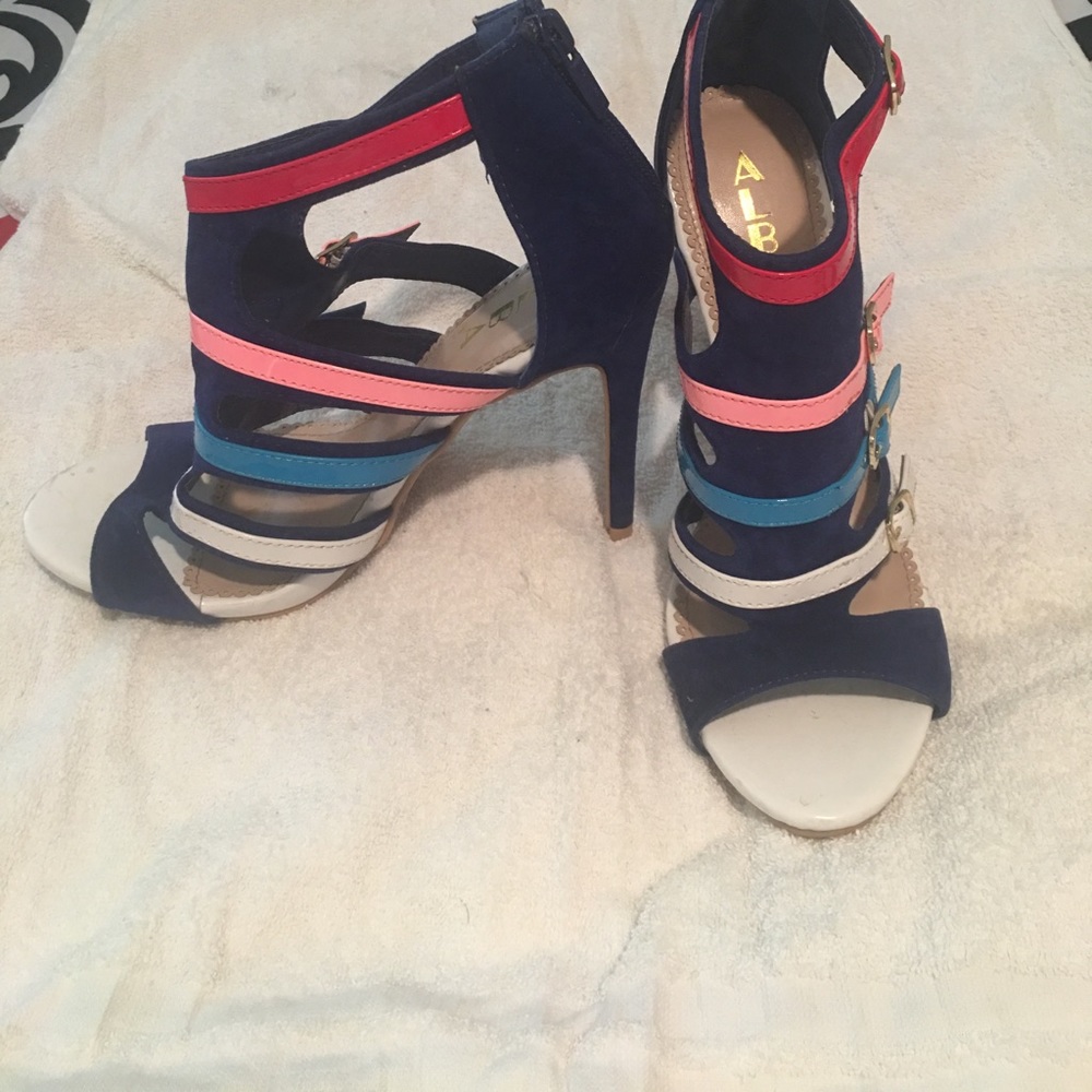 This is a very comfortable heels