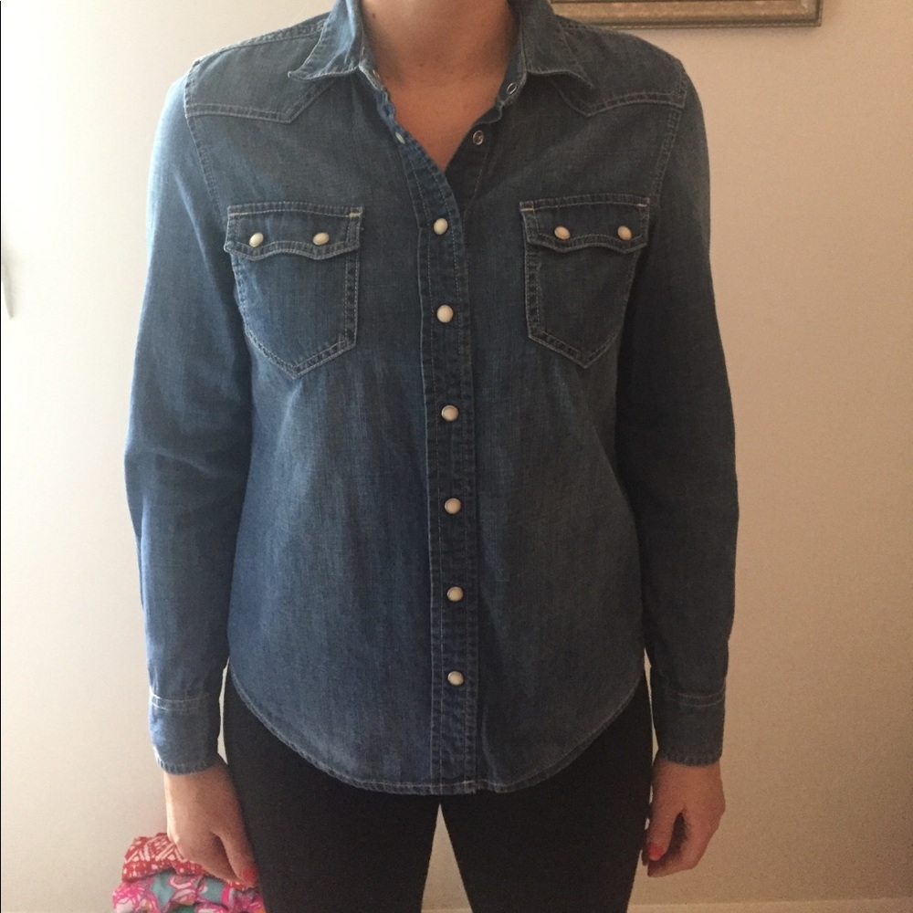 Tommy Hilfiger denim shirt