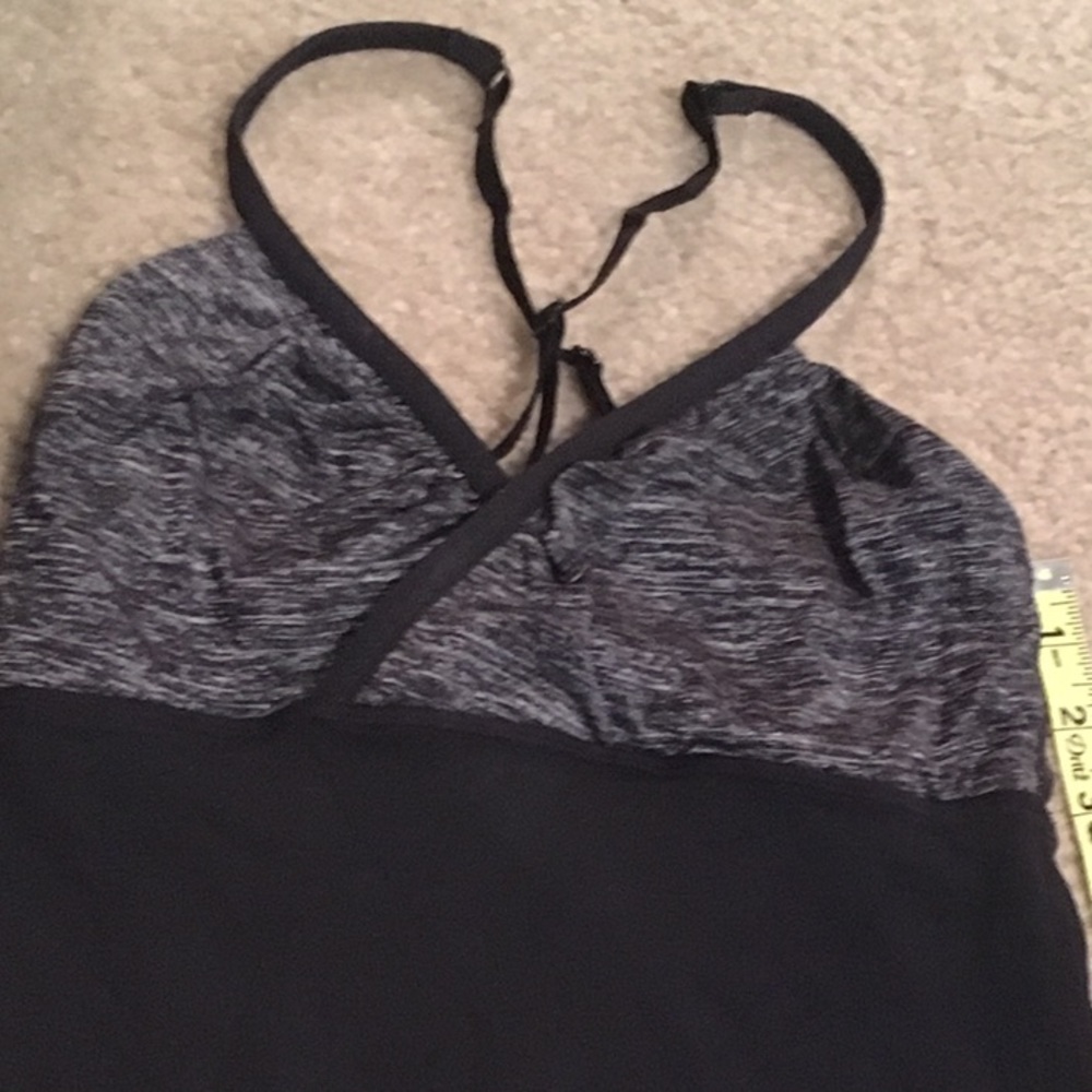 Lululemon tank - Picture 4 of 7
