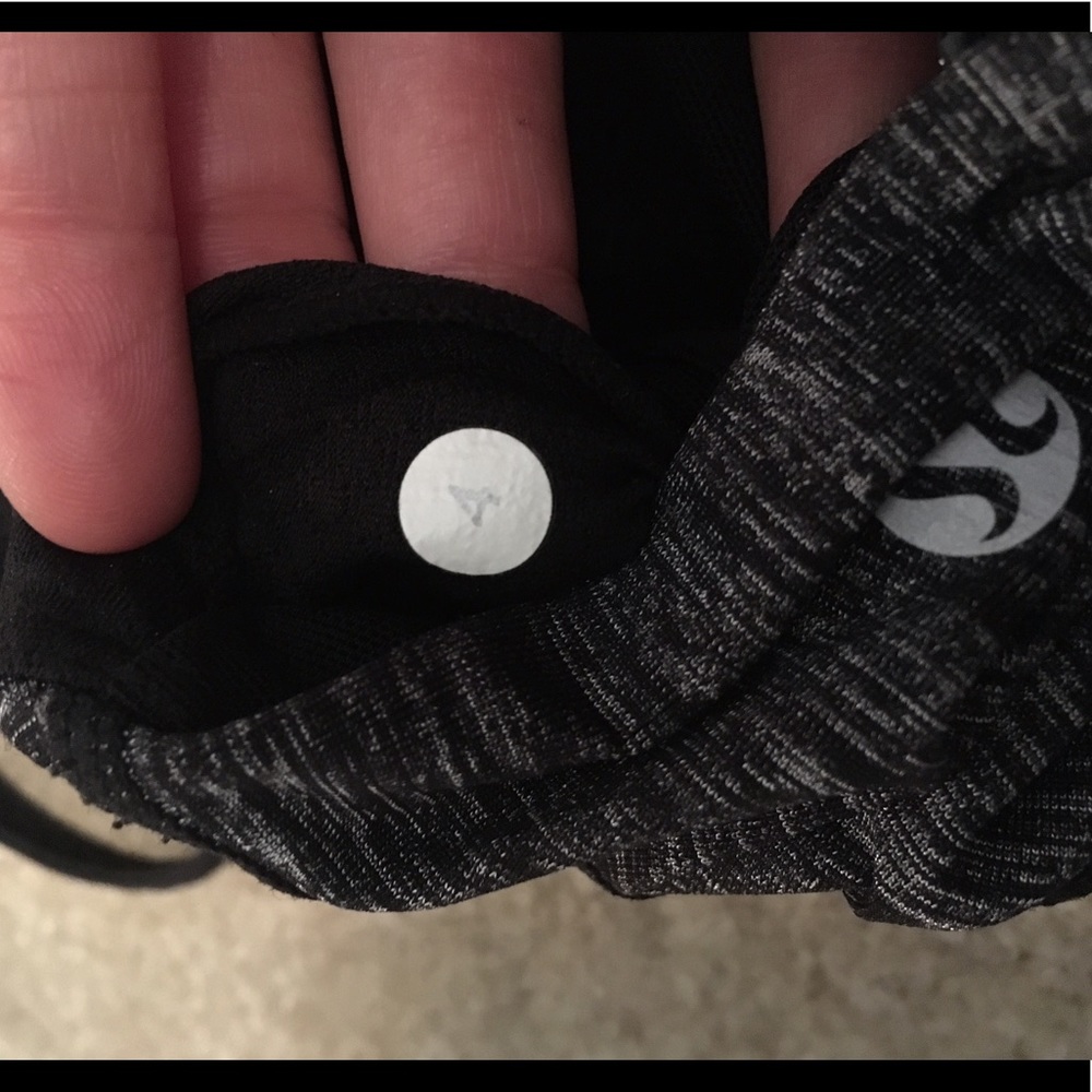 Lululemon tank - Picture 7 of 7