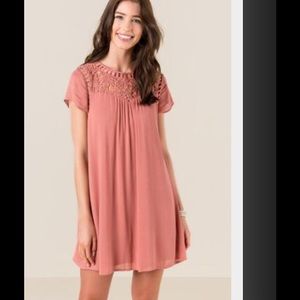 New Francesca's Rose Shift Dress