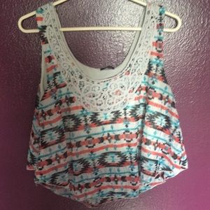 Crop top
