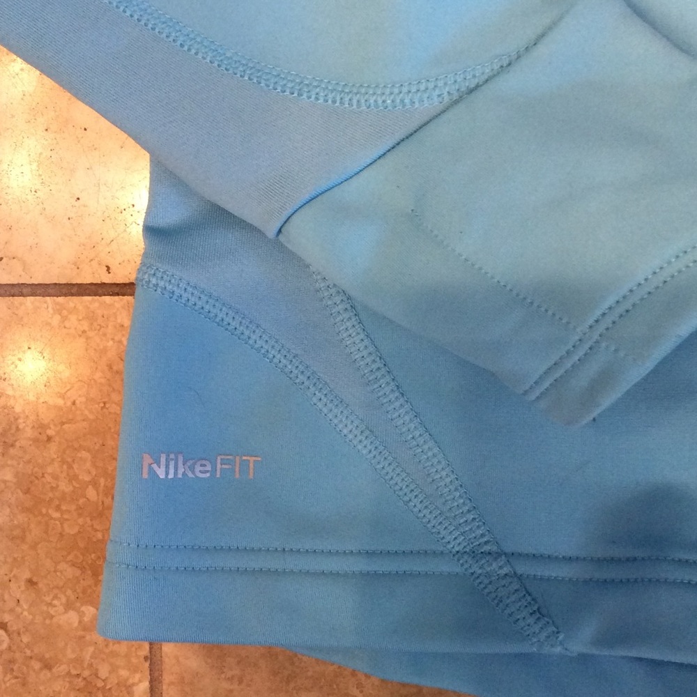 Nike Hooded pullover - Picture 2 of 7