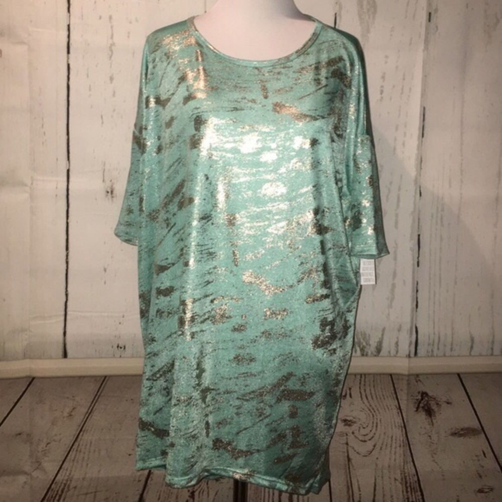 Lularoe elegant Irma NWT limited release item