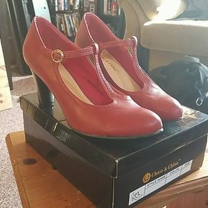 Chase & Chloe shoes