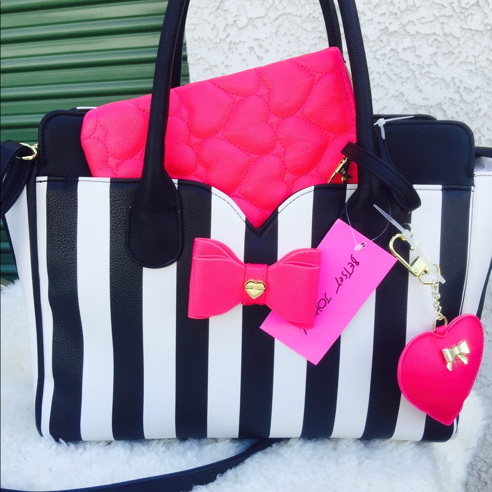 💕SOLD💕Betsey Johnson satchel bag