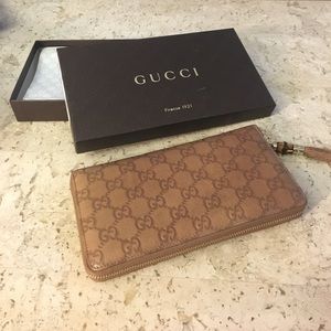 Gucci wallet