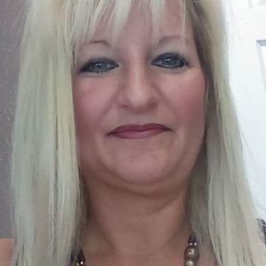 Meet your Posher, Michele