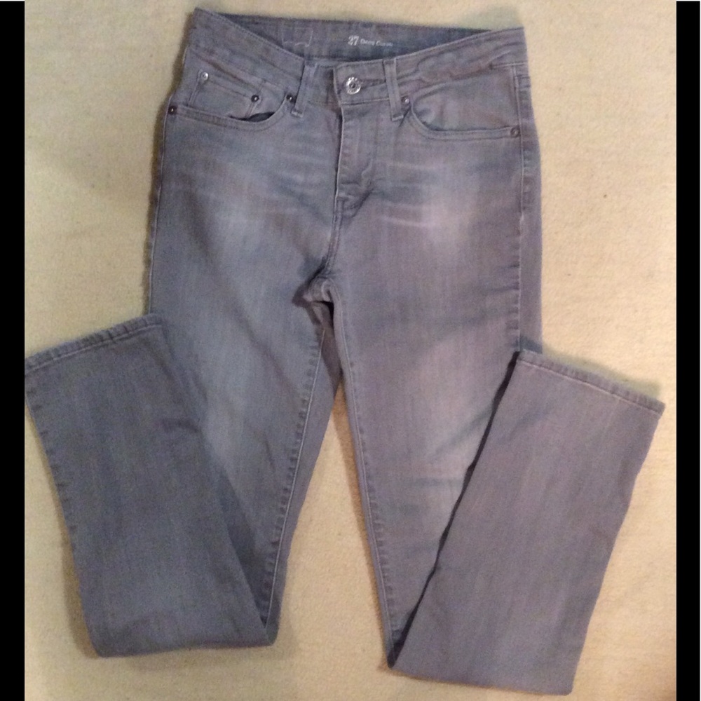 Levis Demi Curve Jeans