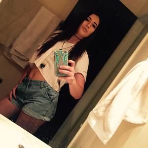 Meet your Posher, Lindsey