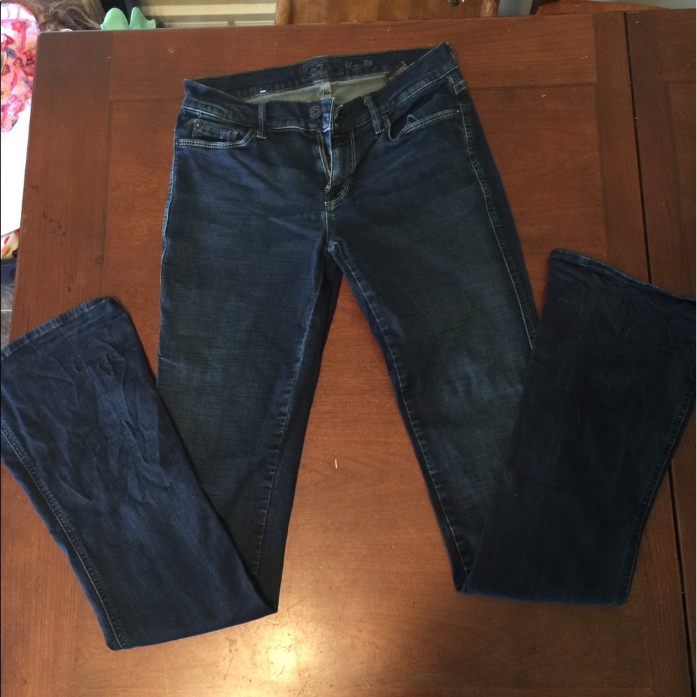 7 jeans. Wide bottom. Dark wash.