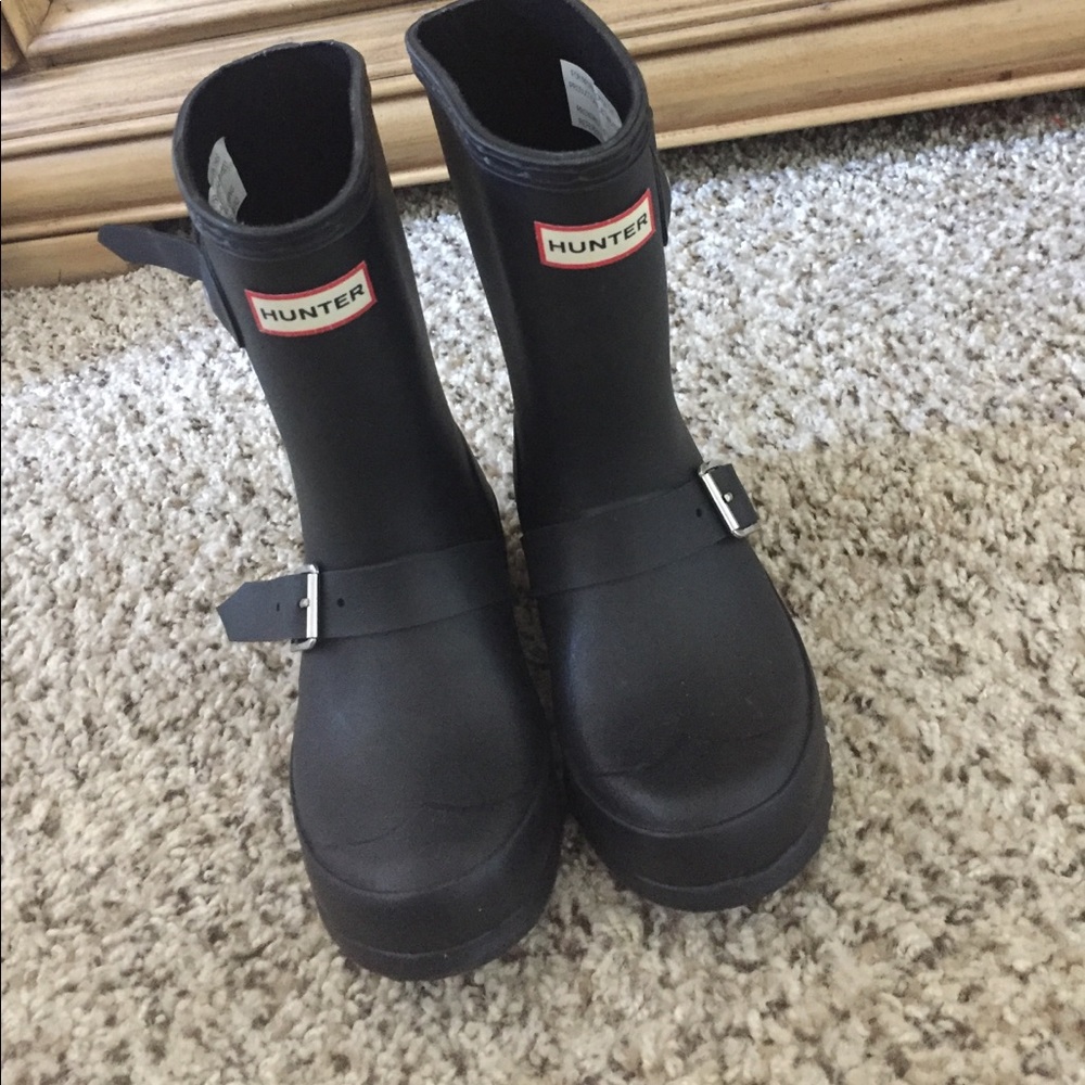 Girls rain boots Hunters new never worn size 12