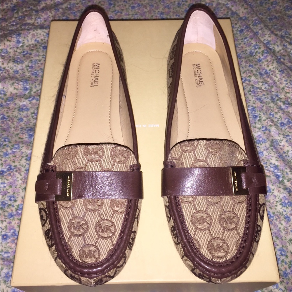 Michael Kors shoes 💛