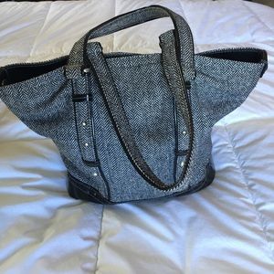 Gap tote bag