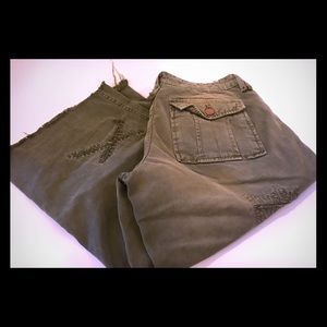 Chip & Pepper Army Green Wide Leg Capris